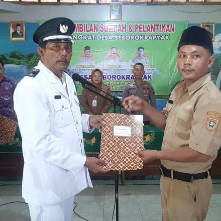 Optimalkan Kinerja Pelayanan, Pemdes Seborokrapyak Gelar Mutasi Perangkat Desa
